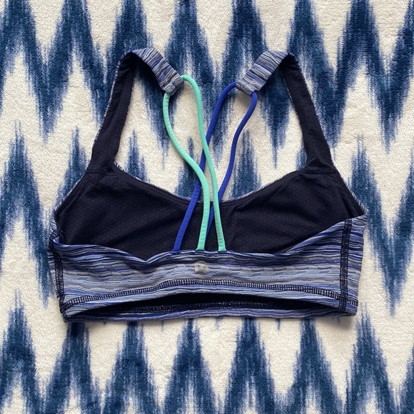 Lululemon Free To Be Bra
Space Dye Twist Sapphire Blue Multi - Picture 7 of 10